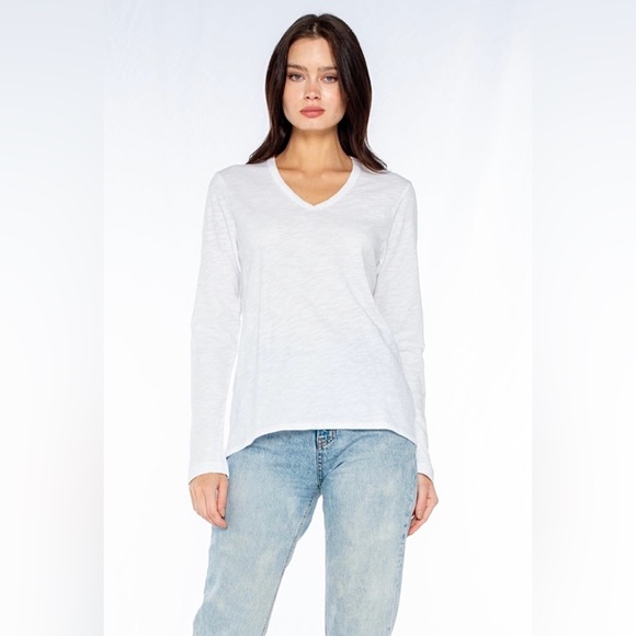 WILT “Shrunken Boyfriend Tee”- White & V Neck w/ Long Sleeves🤍 (Small) *NWOT🎁* - Picture 5 of 13